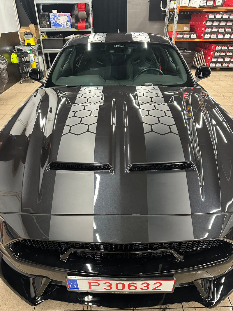 VINYL WRAPPING & GRAPHICS