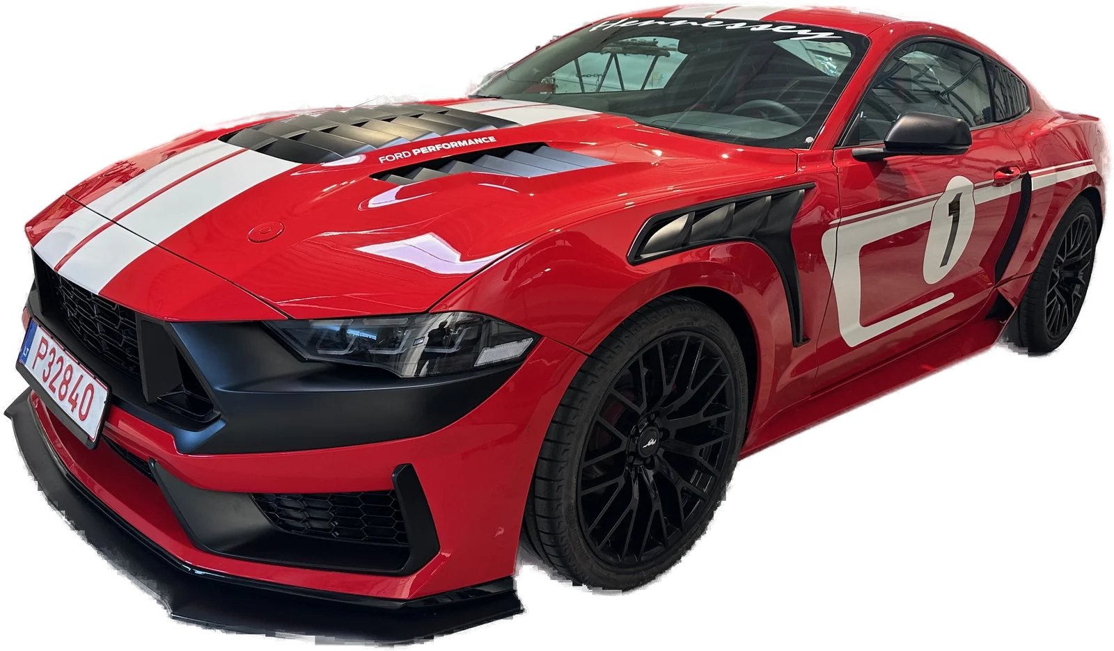 Raudonas Ford Mustang su numeriu 1 – AUTAPLATE darbas